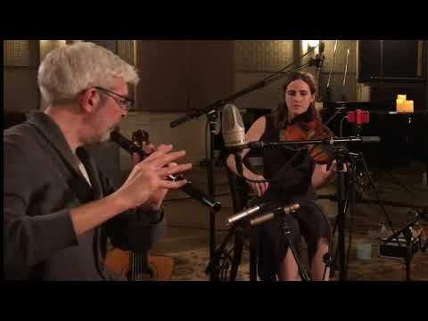 The Brothers McMullen soundtrack performed LIVE by Seamus Egan Project