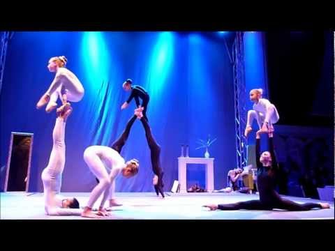 Magic Acrobatics: Panem et Circenses- Brot und Spiele