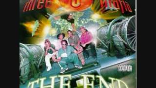 THREE SIX MAFIA-THE END-TRACK 10-LAST MAN STANDING-FEAT.-M-CHILD AND GANGSTA BLAC