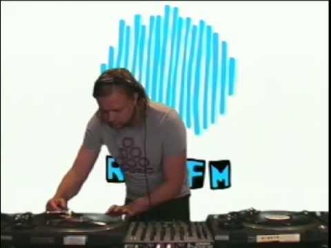 Muhomorov @ RTS.FM - 30.05.2011