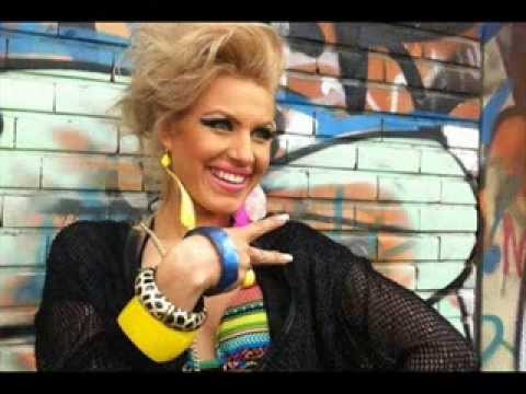 Amna feat  What's Up - Arme