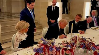 İzle: Trump'ın Versailles'de ABD-İran anlaşmasını imzaladığı an