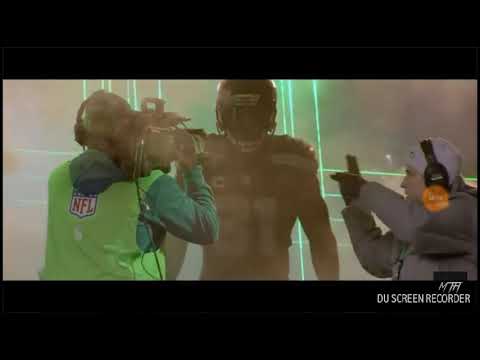 (Kam chancellor) Mix NFL mask off