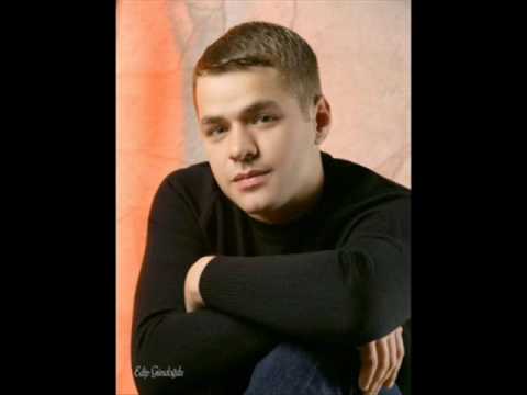 Engin Nurşani - Ağlatma Gelem