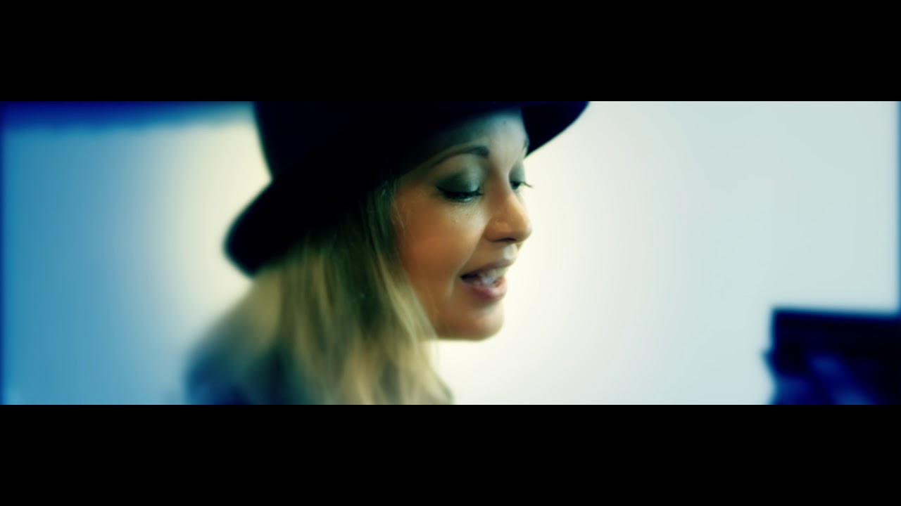Promotional video thumbnail 2 for Fanni Sarkozy