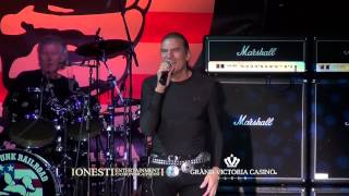 Grand Funk Railroad performs "Locomotion" at Festival Park!