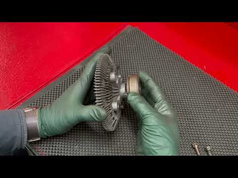 Older Mercedes Diesel Fan Clutch Attachment - I Had to Have a Better Bolt!