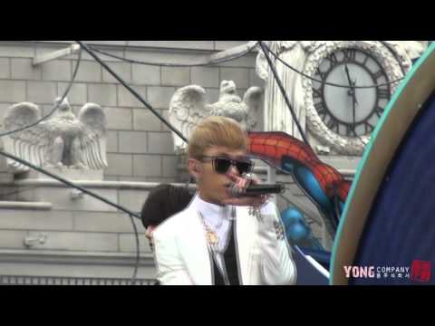 111103 Fiction (Junhyung) @ HALLOWEEN DREAM LIVE in USJ OSAKA