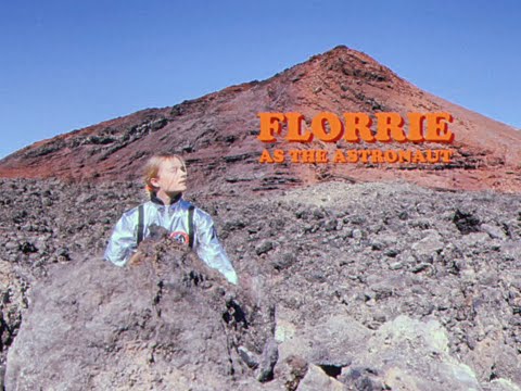 Florrie // Communicate 👽 📣 👱🏼‍♀️