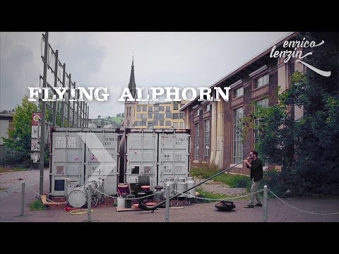 Enrico Lenzins KLANG KATALOG: Flying Alphorn