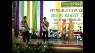 preview picture of video 'TEATER PERPISAHAN SISWA KELAS XII SMK NU MA'ARIF KUDUS 2011-2012'