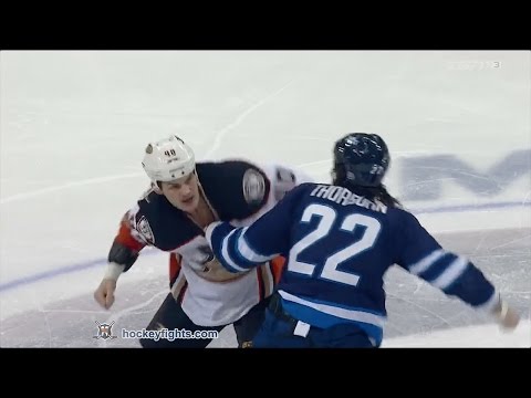 Jared Boll vs Chris Thorburn