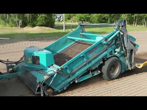 Horse Arena cleaning | BeachTech 2800 | Mobile sifters