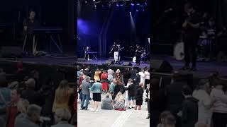 Download lagu Nile Rodgers Chic  opening act Halifax June 2020 fantastic performances 👏 👏 👌 mp3