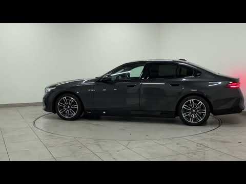 Video of BMW 5-Series 530e M Sport