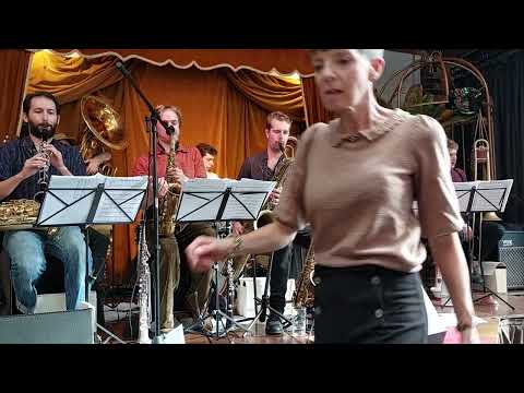 East St Louis Toodle-Oo performed by Ewan Bleach and his Fleeting Paradise Orchestra. 23.10.22