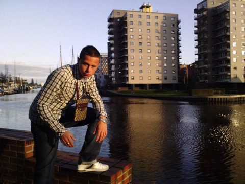 Gellow ft. Silfabo, Jsp & Derron - Ik zag D'r staan.wmv