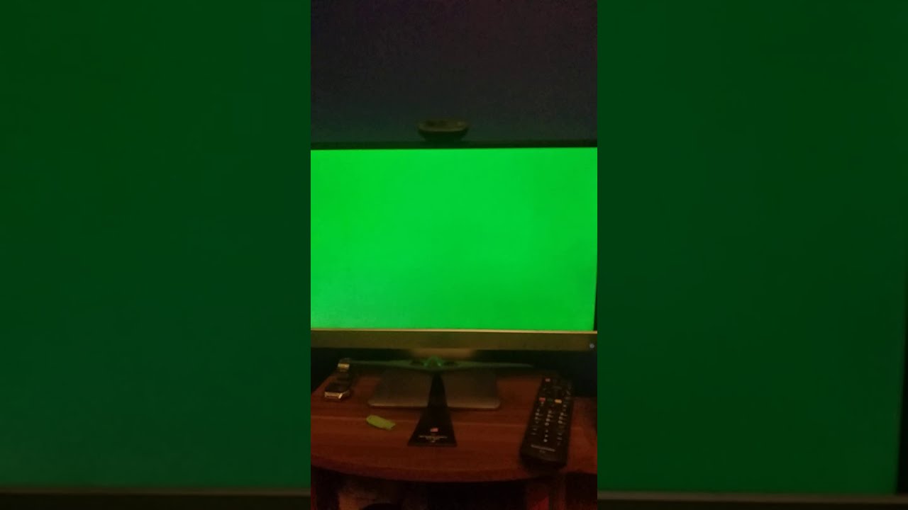 What causes a green screen crash? CrossPointe