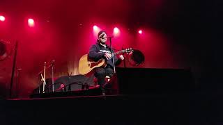 Kip Moore VIP Acoustic Hang Awhile/I Get Around/Sunburn Madison, WI 10/6/18