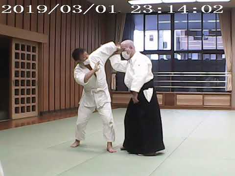 合気道鉄石会　初心者の部　片手取り　回転投げ　崩し
