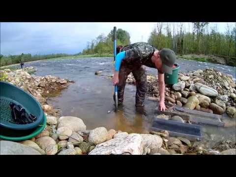 Italien Frühjahr 2018 Goldschürfen am Elvo