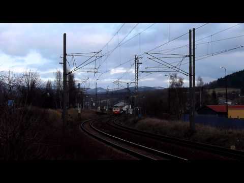 ČD 242.254-1 Ostrov nad Ohří 8.12.2011