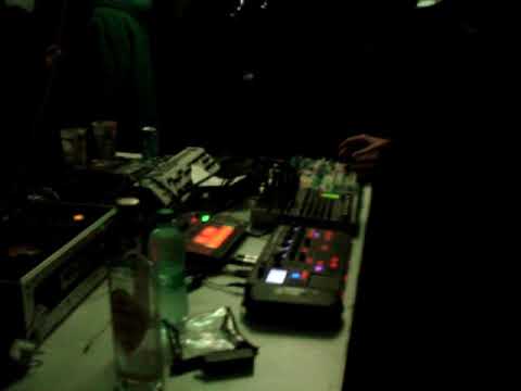 SUMMER RAVEOLUTION 2019 - Suburbass live