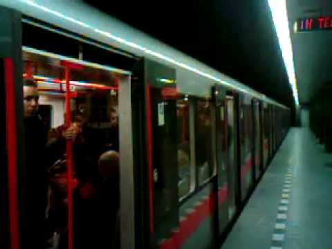 Metro na lince C v úseku Kačerov - I.P.Pavlova