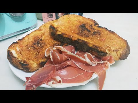 Como hacer esta rica receta Catalana de Pa amb Tomaquet ( Pan con Tomate )