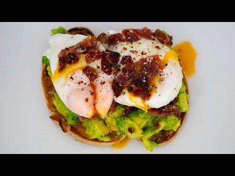 An EPIC Breakfast (Avocado, eggs & bacon toast)