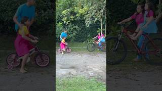 Family conflict Dog🐶Vs🐱Cat 😰😱😵#funny #funnymoments #mood #comedy #color #nature #like #shorts