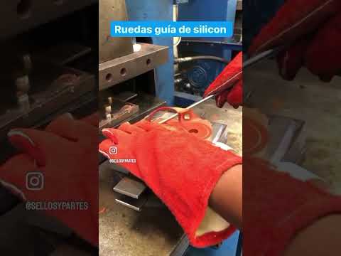 Recubrimiento de Ruedas Industriales con Hule y Poliuretano