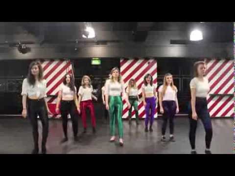 VF-UK University Competition Entry 2014 - The Uptone Girls