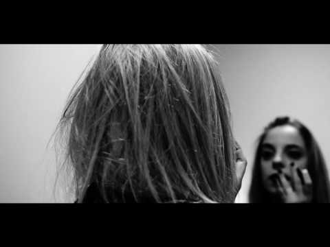 Blue Virus - Su di te (prod. Drops To Zero)