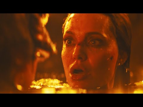 Those Who Wish Me Dead / Running From The Fire Scene | Movie CLIP 4K
