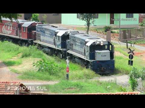 Trem da Rumo passando por Teixeira Soares/PR
