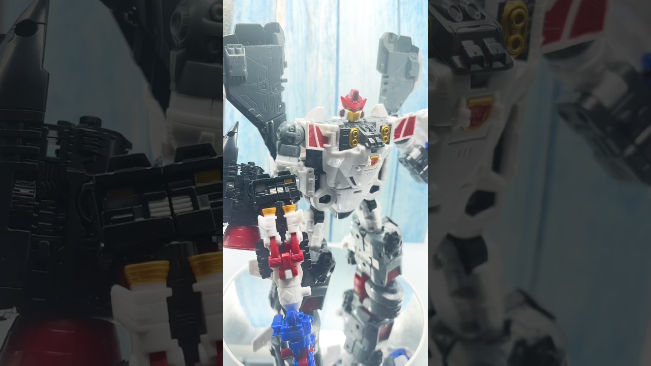 AOTP-46 ジェットファイヤー （アルマダユニバース）　回転レビュー　#トランスフォーマー#TRANSFORMERS#マイクロン伝説#ジェットファイヤー#ジェットコンボイ#AOTP#shortsのショート動画サムネイル