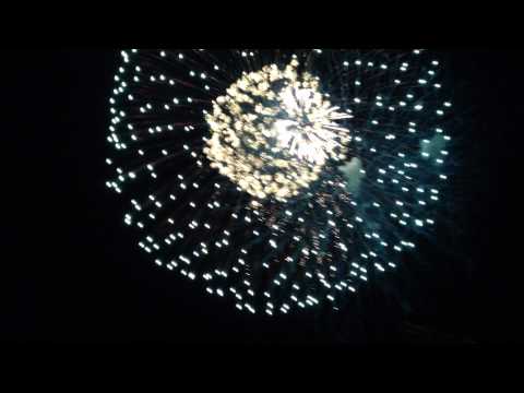 Adele. Rolling in the deep & Fireworks 2011 （宮崎）水平線の花火と音楽２