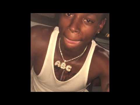 Lul Ralphie - Distance Ft Bleekoo & Lewi Oneway (Official Audio)