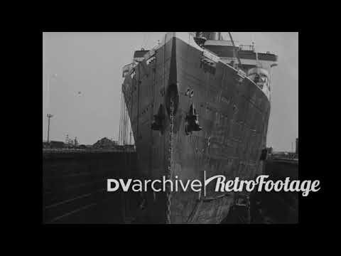 1930 - The SS Leviathan docks in Boston, Massachusetts