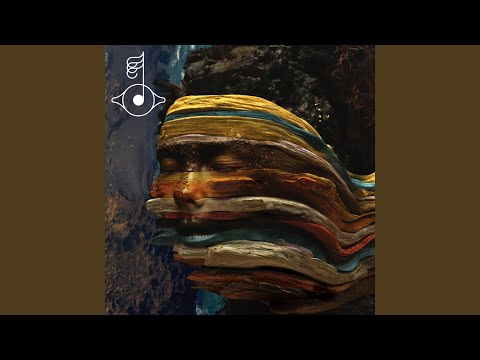 Videoclip de Crystalline (Matthew Herbert Remix) — Björk