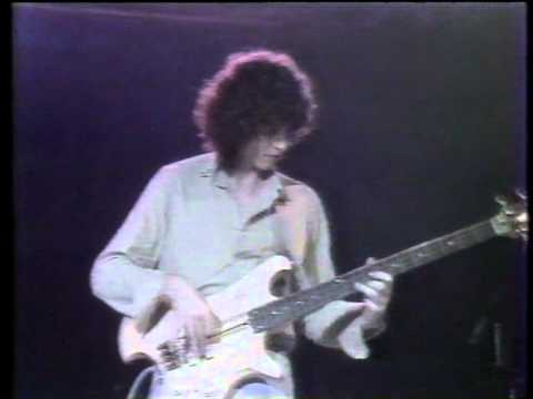 Eiti Leda (Solo de bajo) - Seru Giran - ATC