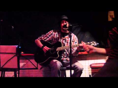 Juan Izardui "A trabajos forzados" La Noche de los Gatos (Homenaje a Antonio Vega)