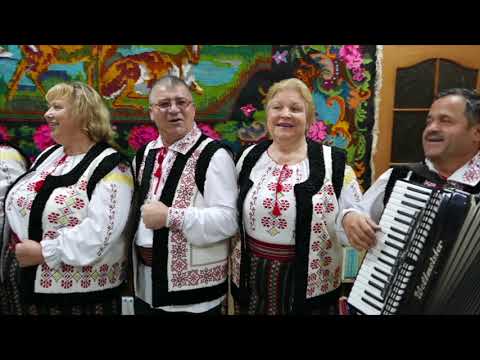 Ansamblul folcloric Băcițele - La muți ani Băcioi