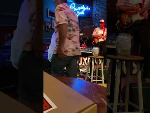 The Deluxedos - Killing Time (live at Bearly’s House of Blues and Ribs)