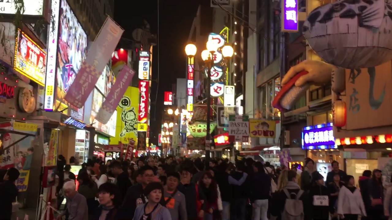 Immersive street-level walking tour through Kyoto Arashiyama Bamboo, Japan, showcasing authentic urban landscapes, local architecture, and the vibrant atmosphere of the city's neighborhoods