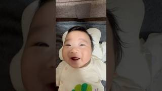 急にバカ笑いする赤ちゃん👶#生後2ヶ月　#赤ちゃん　#赤ちゃんのいる生活　#0歳