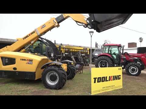 Toolking participó de la jornada CREA en Colonia Vignaud (Cba.) con el manipulador telescópico