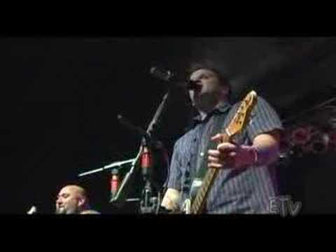 Bowling for Soup - High School Never Ends LIVE