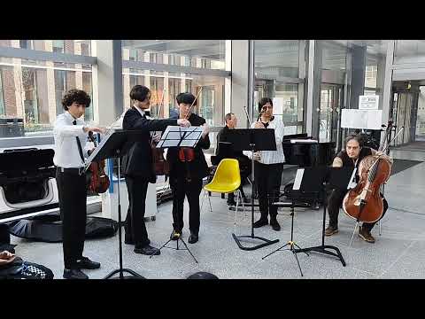 Music @ The Royal London Hospital - George Green's School musicians produce entertaining sounds (1)
